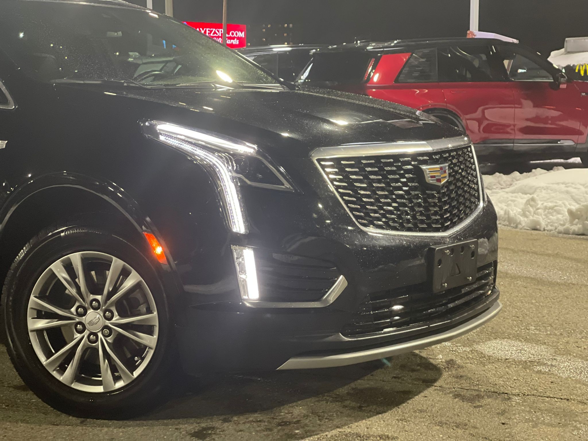 used 2022 Cadillac XT5 car, priced at $34,989