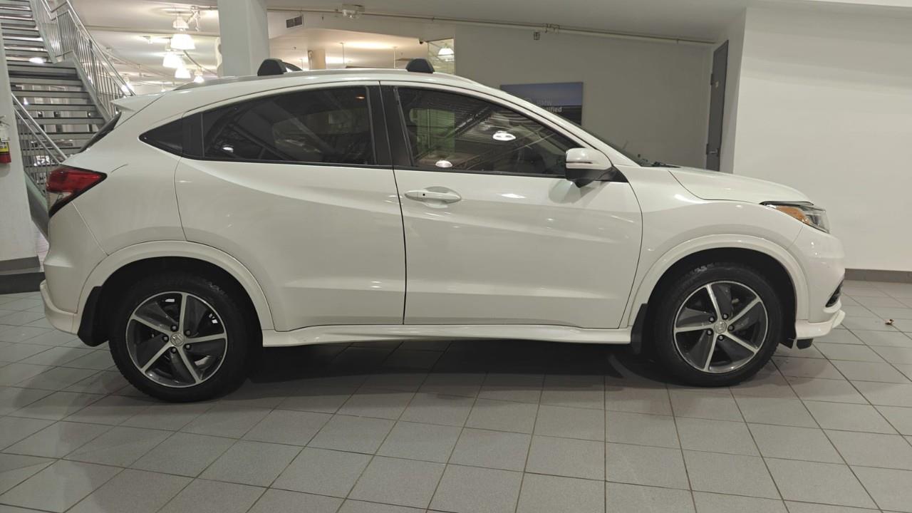 used 2022 Honda HR-V car, priced at $26,992