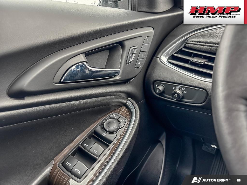 used 2017 Chevrolet Malibu car, priced at $17,284