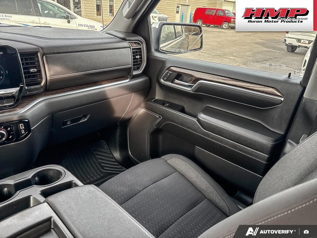 used 2023 GMC Sierra 1500 car, priced at $49,284