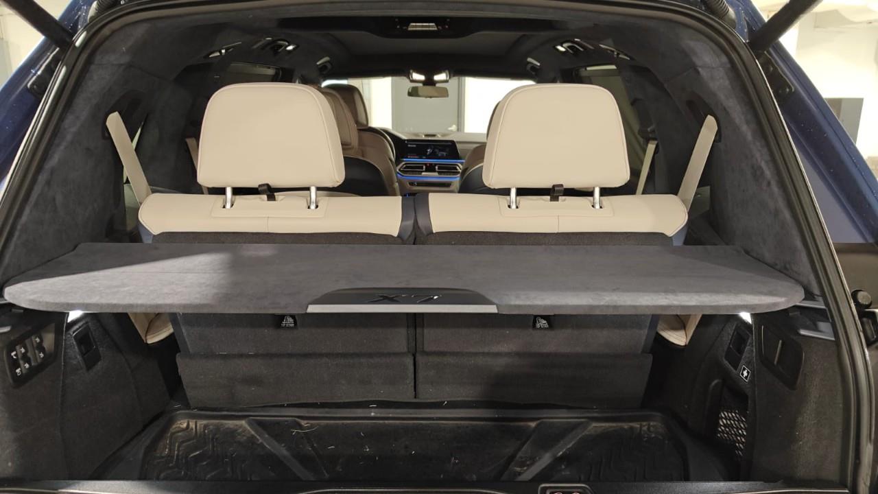 used 2022 BMW ALPINA XB7 car, priced at $99,992