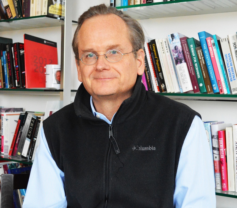 Professor Lawrence Lessig Professor Lawrence Lessig